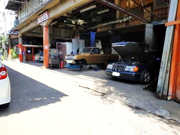 ให้เช่าโกดัง พร้อม Office  ย่านสาทร ถ.จันทน์ พระราม 3  เนื้อที่ 85ตรว. ใช้สอย 340 ตรมไฟสามเฟส 2 ห้องน้ำ   หน้ากว้าง 24ม  ลึก 16ม.  ระบบไฟ 3  เฟส