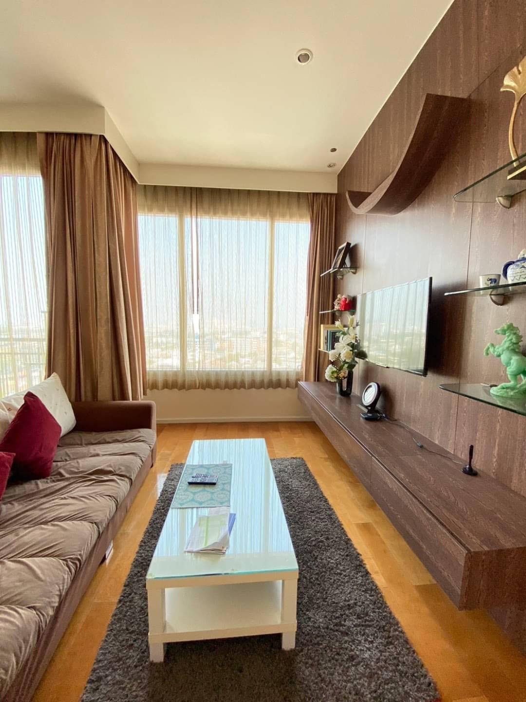 วินด์ รัชโยธิน คอนโดมิเนียม 1 ห้องนอน 2 ห้องน้ำ ให้เช่า 20,000 บาท ติดต่อแอดมิน