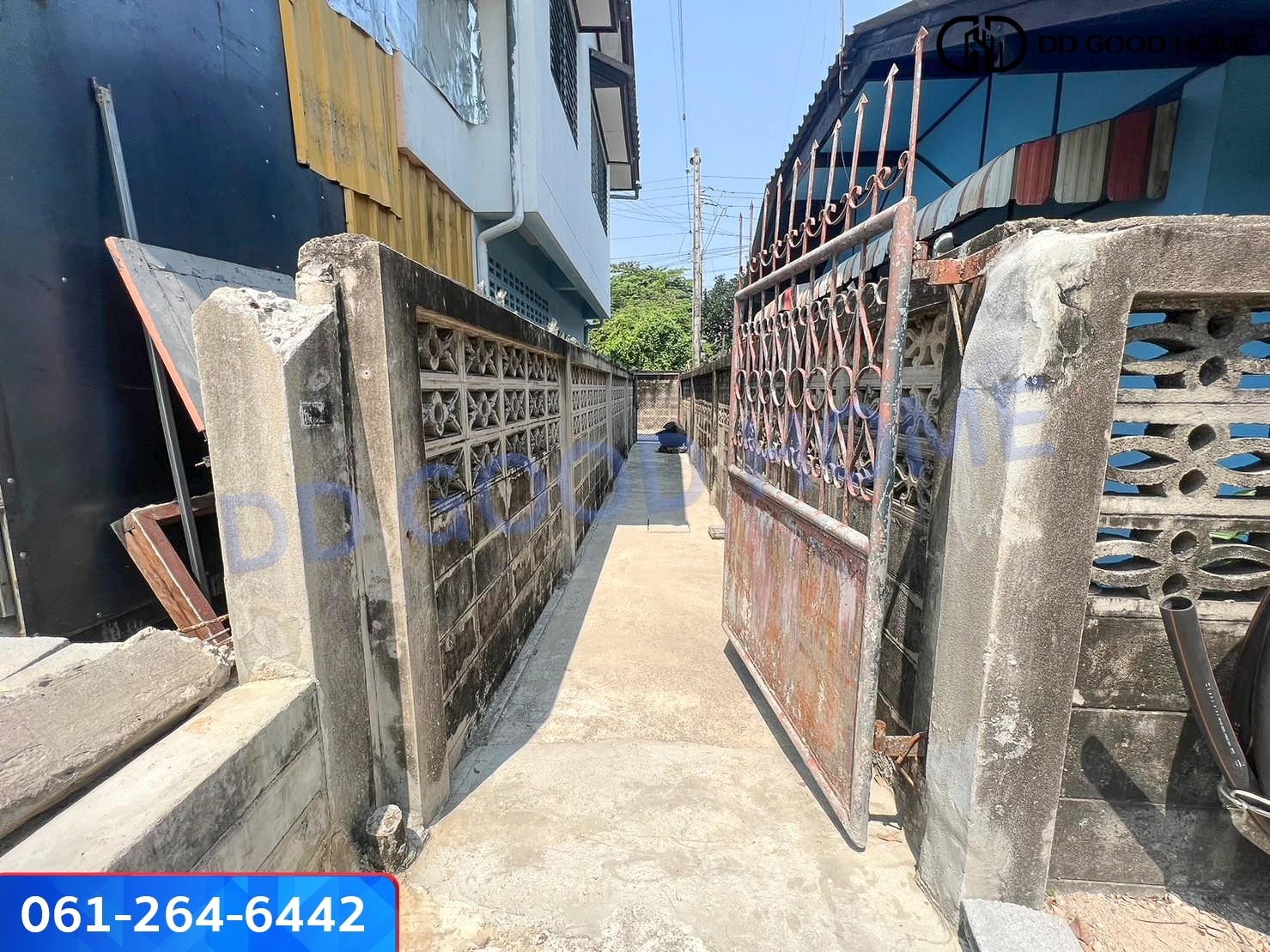 ขายบ้านพร้อมที่ดิน 37.5+3 ตร.ว ติดMRTสถาณีแยกไฟฉาย (ถนนพรานนก-พุทธมณฑลสาย4) 