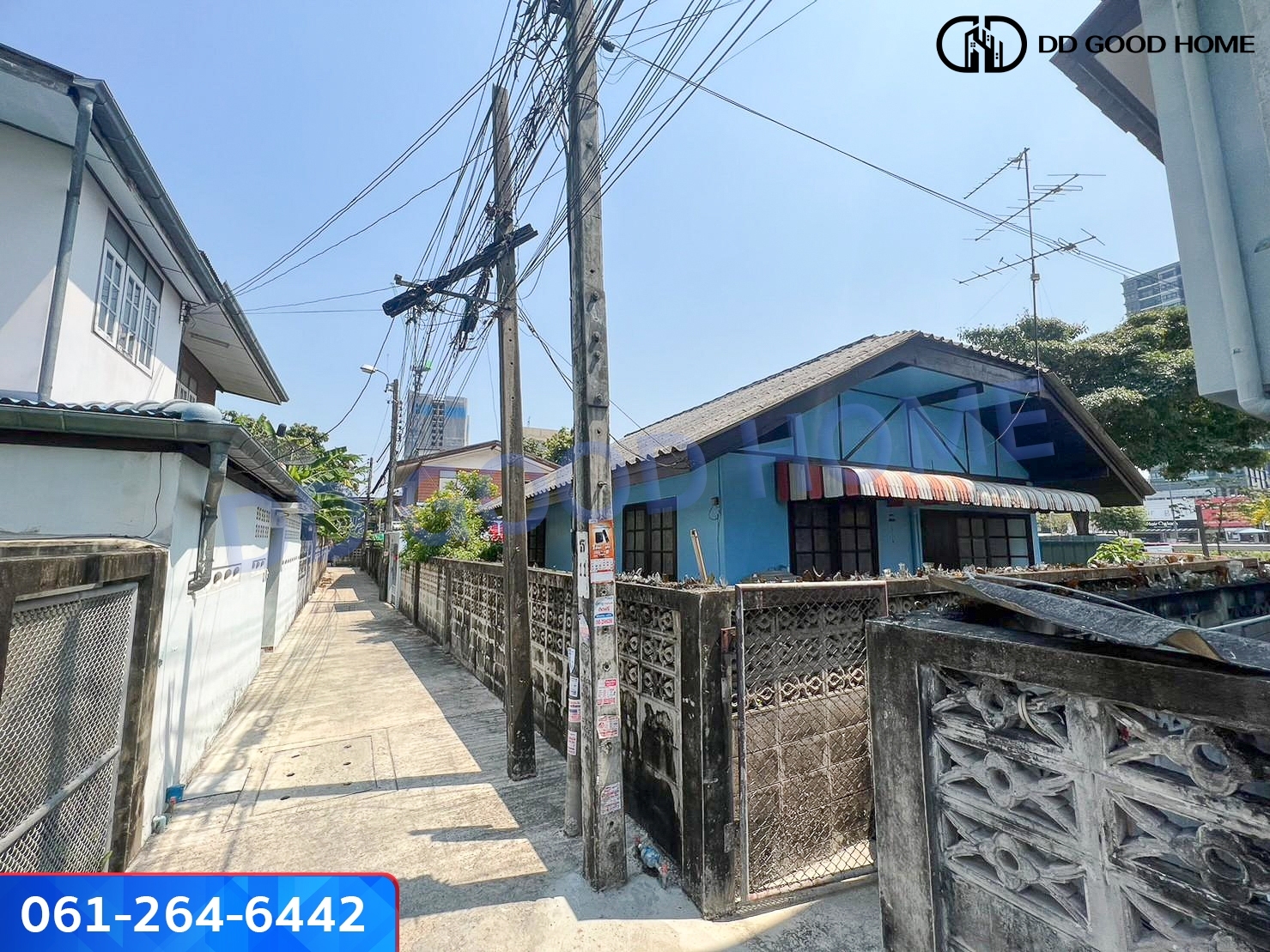 ขายบ้านพร้อมที่ดินติดMRT สถาณีแยกไฟฉาย (ถนนพรานนก-พุทธมณฑลสาย4 )42 ตร.ว