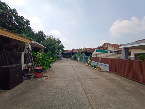 ขายบ้านเดี่ยวชั้นเดียว หมู่บ้านวนาสิริ พาร์ควิลล์ ตำบลคลองพระอุดม อำเภอลาดหลุมแก้ว จังหวัดปทุมธานี