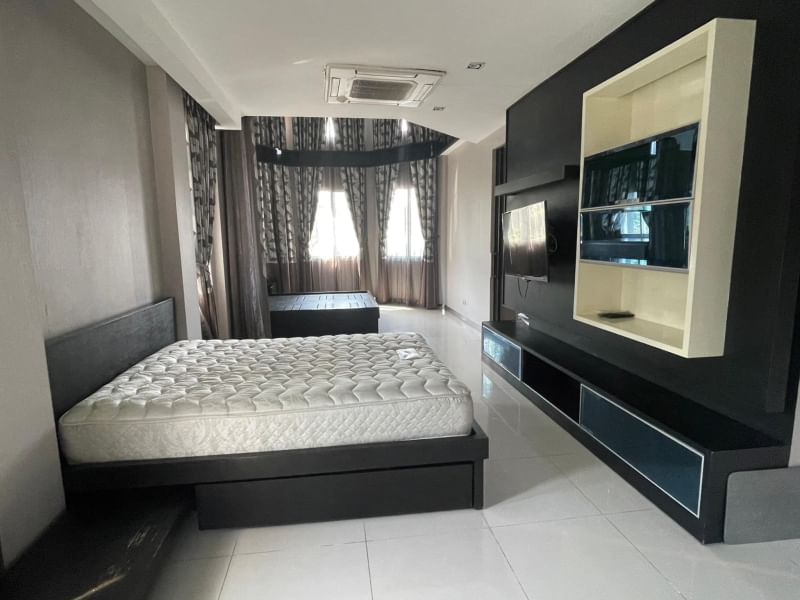 BB16 ขายบ้านเดี่ยว โกลเด้นนครา พระรามเก้า-มอเตอร์เวย์ 