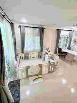 ขาย ทาวน์โฮม 2 ชั้น หมู่บ้าน โกลเด้นทาวน์ รามอินทรา-วงแหวน หลังมุม ติด Club house พื้นที่ 26.8 ตรว. 4 ห้องนอน 3 ห้องน้ำ ติดถนนเลียบวงแหวนกาญจนาฯ ใกล้ทางด่วน เดินทางสะดวกหลายช่องทาง  ราคาดีงาม ตกแต่งพร้อมอยู่