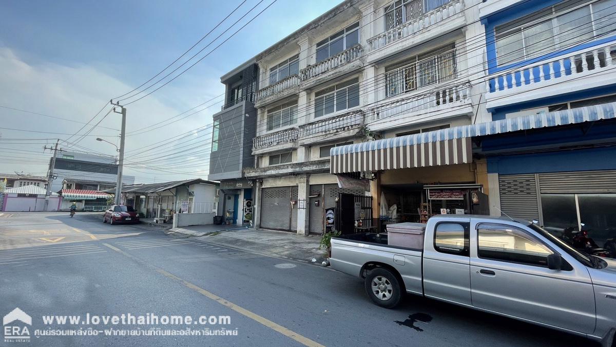 ขายตึกแถว ถนนรามอินทรา42/1 เข้าซอยเพียง 150 เมตร พื้นที่23ตรว. เดินทางสะดวก ตกแต่งสวย สภาพดี ราคาต่อรองได้ ใกล้ตลาดนัดเลียบทางด่วน