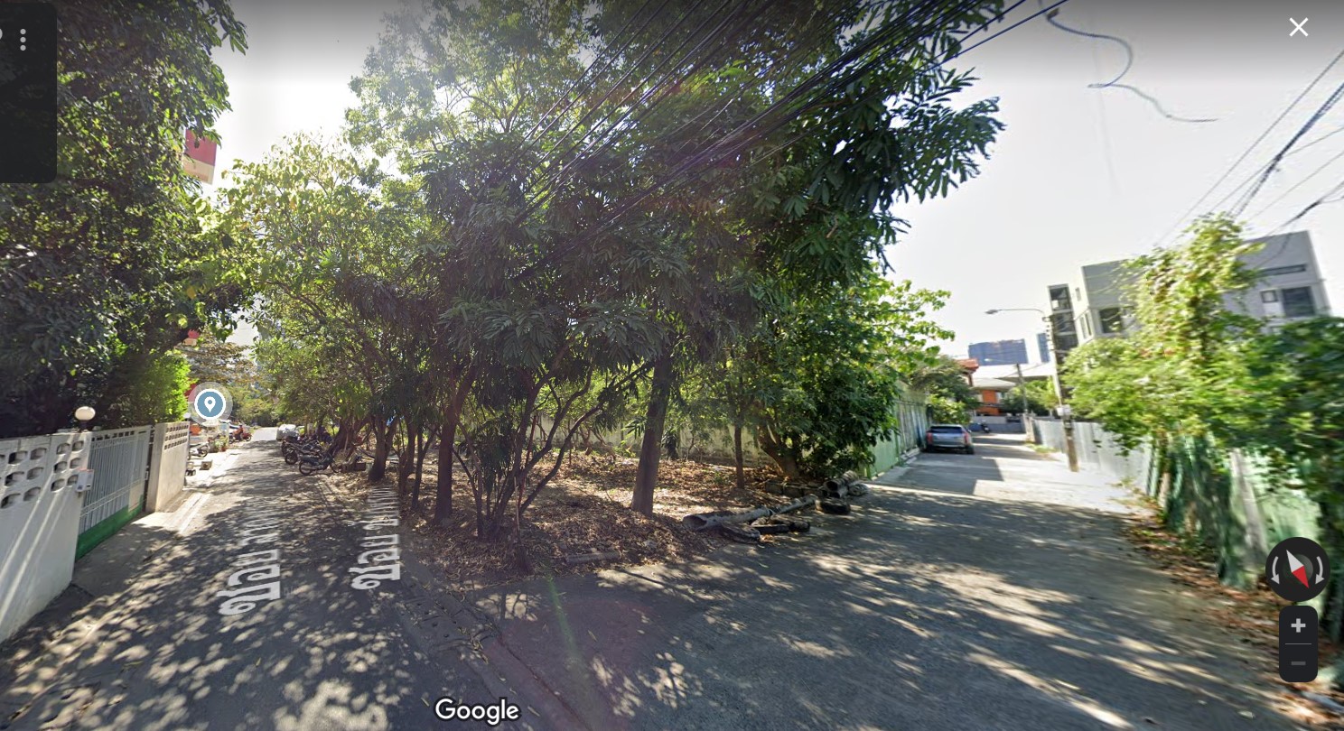 ที่ดินเปล่า หลังศาลอาญา ซ. ลาดพร้าว 1 แยก 20