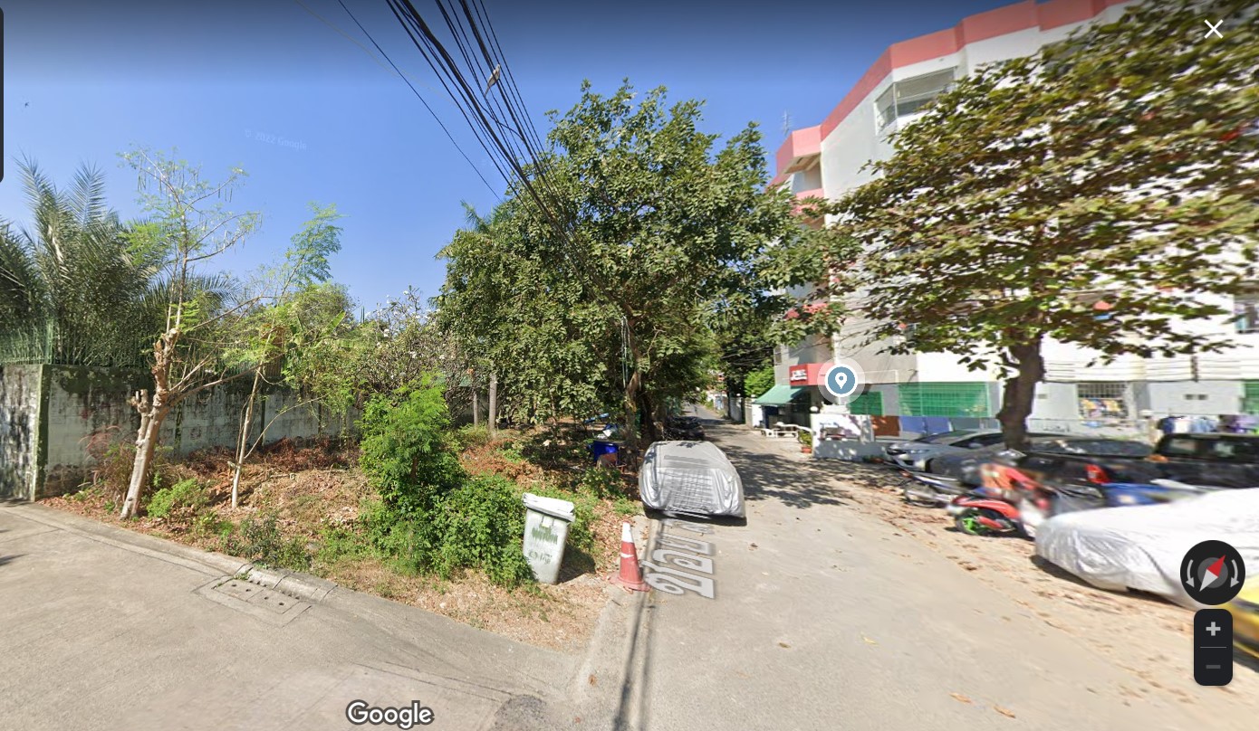 ที่ดินเปล่า หลังศาลอาญา ซ. ลาดพร้าว 1 แยก 20