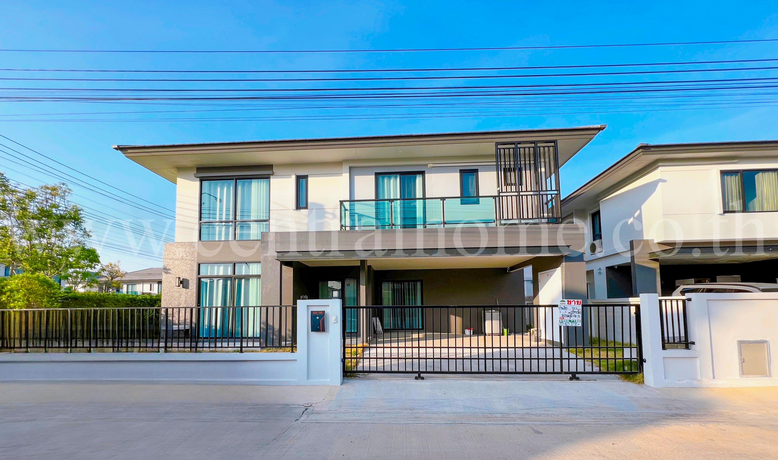 บ้านเดี่ยว บริทาเนีย บางนา - สุวรรณภูมิ กม.26 หลังมุม แปลงใหญ่สุดในโครงการ