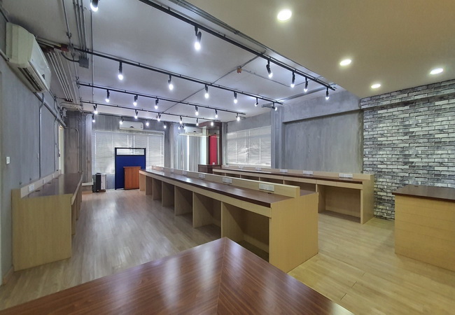 ให้เช่าออฟฟิศโครงการวิชั่น บิสิเนส พาร์ค วัชรพล ชั้น 6