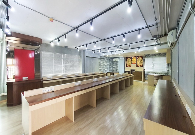 ให้เช่าออฟฟิศโครงการวิชั่น บิสิเนส พาร์ค วัชรพล ชั้น 6