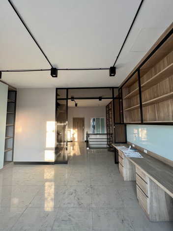 ขาย/เช่า Home Office โครงการ Premium Place เอกมัย-รามอินทรา 2 (สุคนธสวัสดิ์) 4 ชั้น ทำเลทอง เดินทางสะดวก