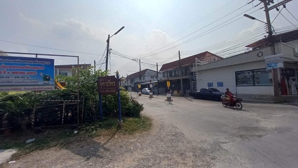 ขายบ้าน 2 ชั้น หมู่บ้านจุฑาภัทร ย่านวัดบ่อทอง ตำบลคูขวาง อำเภอลาดหลุมแก้ว จังหวัดปทุมธานี