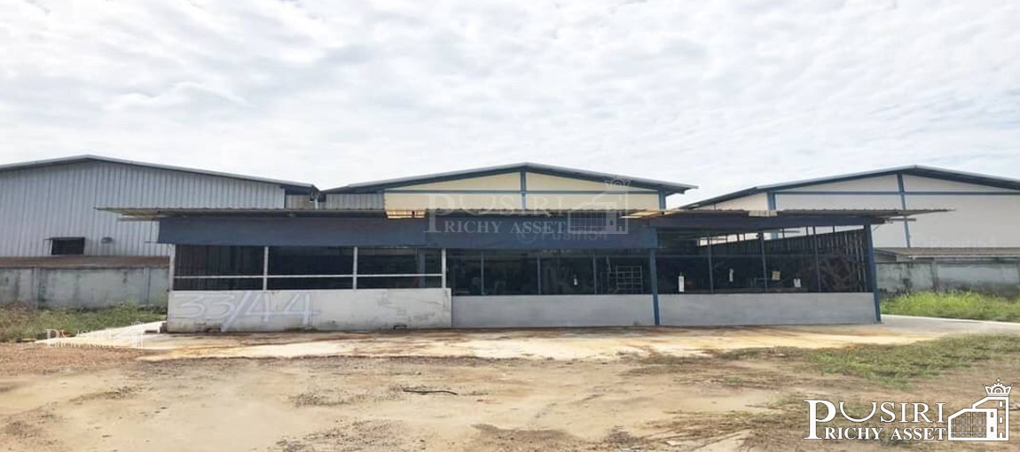 ที่ถมแน่นเกือบ 2 ไร่ ติดถนน 2 ด้าน ราคาต่ำกว่าตลาด แถมฟรี !โกดังขนาด 120 ตร.ม. ใกล้คลองสี่วา-เอกชัย  