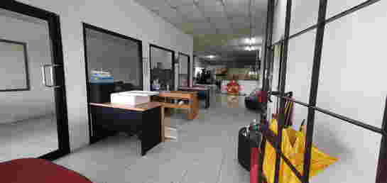 ขาย ที่ดินพร้อมคลังสินค้า (โกดัง) มินิแฟคตอรี่ และออฟฟิตสำนักงานใจกลางเมือง พื้นที่รวม 497 ตรว. (1 ไร่ 97 ตรว.) ตั้งอยู่บนถนนรามอินทรา ใกล้โครงการสถานีรถไฟฟ้าสายสีชมพู