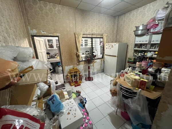 ทาวน์เฮ้าส์ 3 ชั้น บ้านเจริญสุข บางกรวย-ไทรน้อย