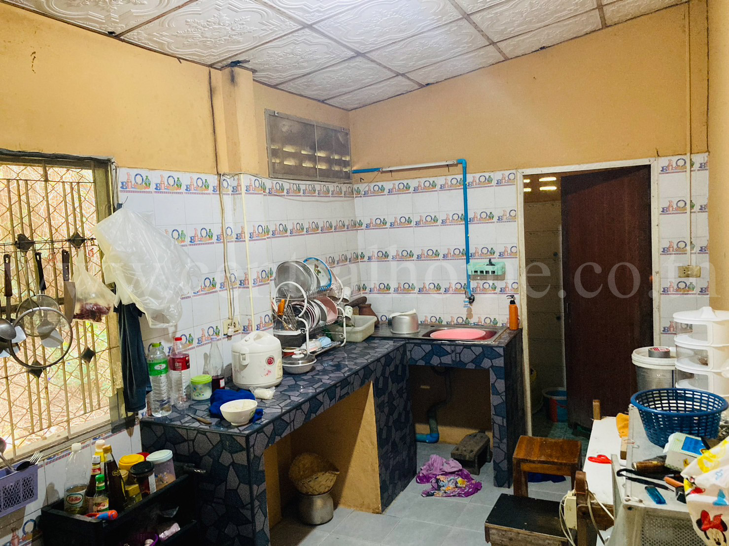 บ้านเดี่ยวชั้นเดียว พร้อมบ้านเช่า 4 หลัง ถนนคลองแอน คลอง 3