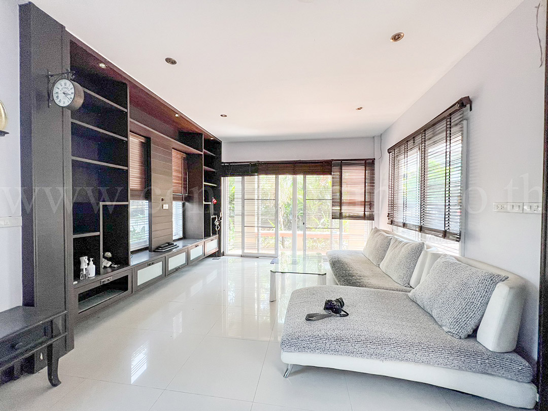 บ้านเดี่ยว หมู่บ้าน โชคประชา รีสอร์ท หลังมุม ดอนเมือง - เทิดราชัน