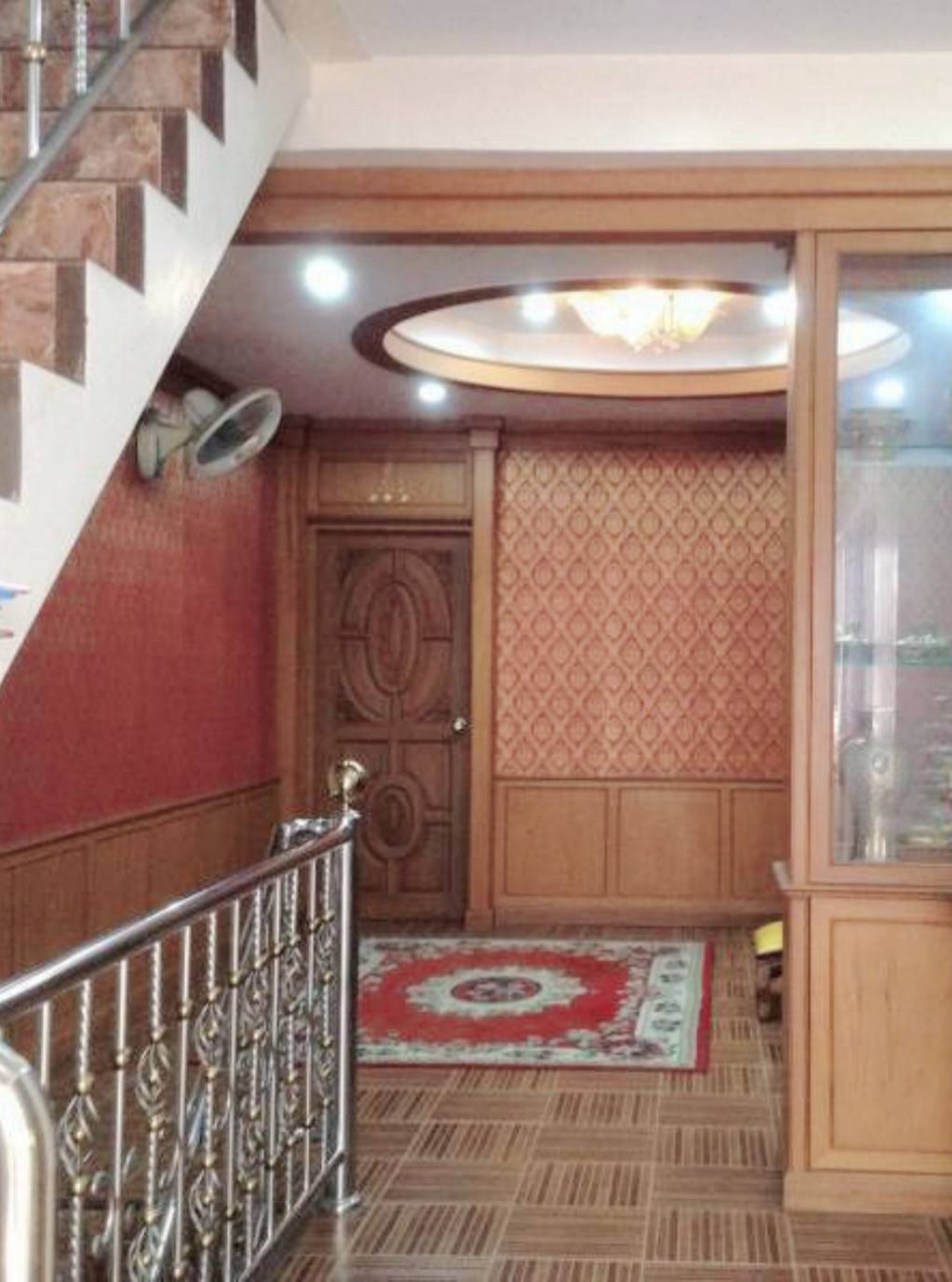 ขายอาคารพาณิชย์ ตลาดบางใหญ่ ซอย5/5 5 ชั้นครึ่ง ตกเเต่งทุกชั้น