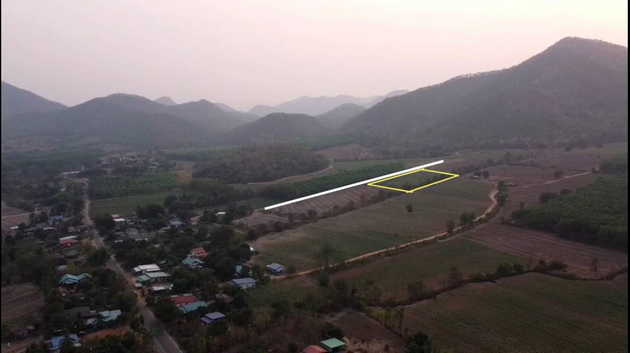 ขายที่ดินแปลงสวย ตั้งอยู่บนเนินเขา ใกล้เขตชุมชน บ้านบึง อุทัยธานี