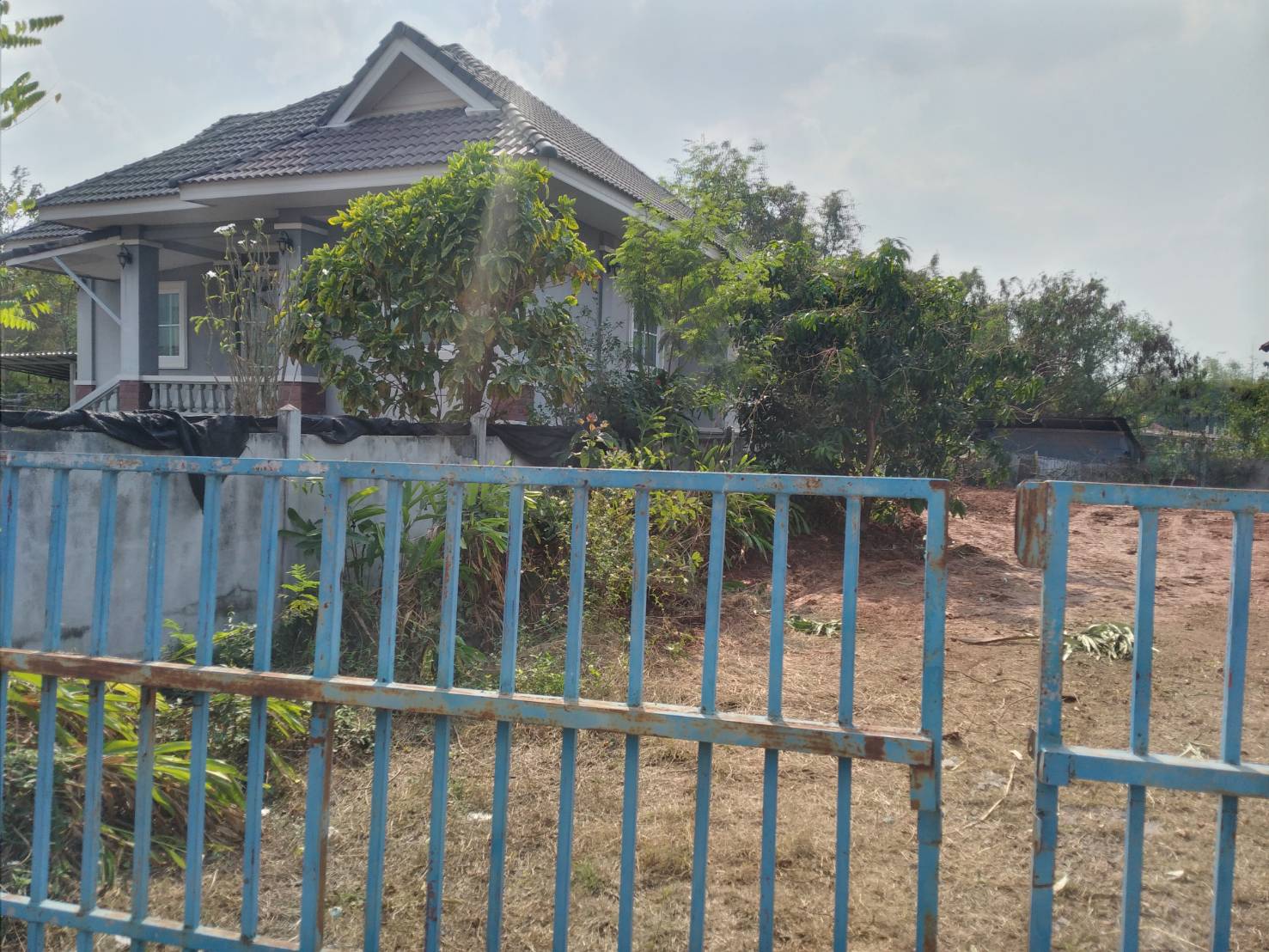 ขายบ้าน 0-1-77 THB900,000  บ้านธาตุ เพ็ญ อุดรธานี