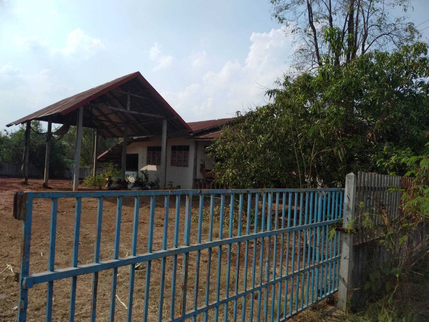 ขายบ้าน 0-1-77 THB900,000  บ้านธาตุ เพ็ญ อุดรธานี