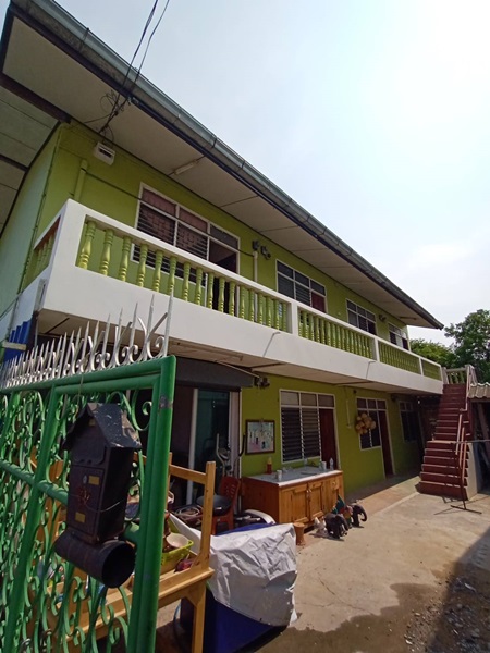 ขายหอพัก 2 ชั้น ( 8 ห้อง ) ใกล้แฟชั่นไอส์แลนด์ ซอยกาญจนาภิเษก 11/1 ถนนเลียบทางด่วน แขวงคันนายาว เขตบางกะปิ กรุงเทพมหานคร