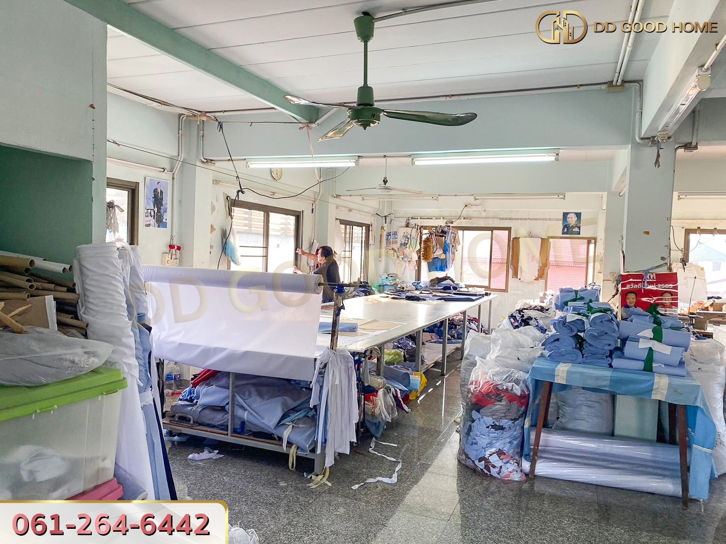 ขายอาคารพาณิชย์ 4 ชั้นพร้อมดาดฟ้า ซอยเอกชัย 10/1 