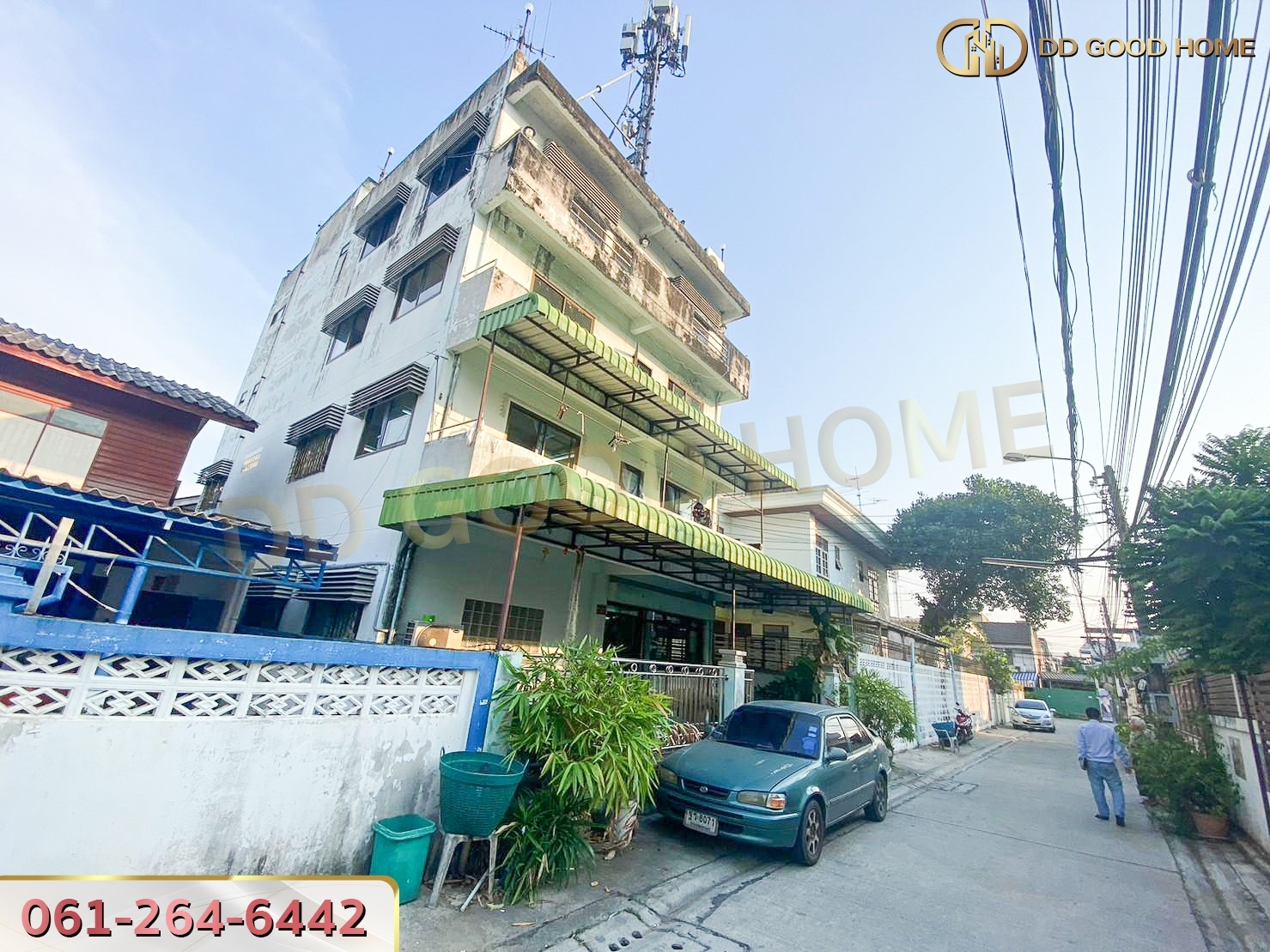 ขายอาคารพาณิชย์ 4 ชั้นพร้อมดาดฟ้า ซอยเอกชัย 10/1 