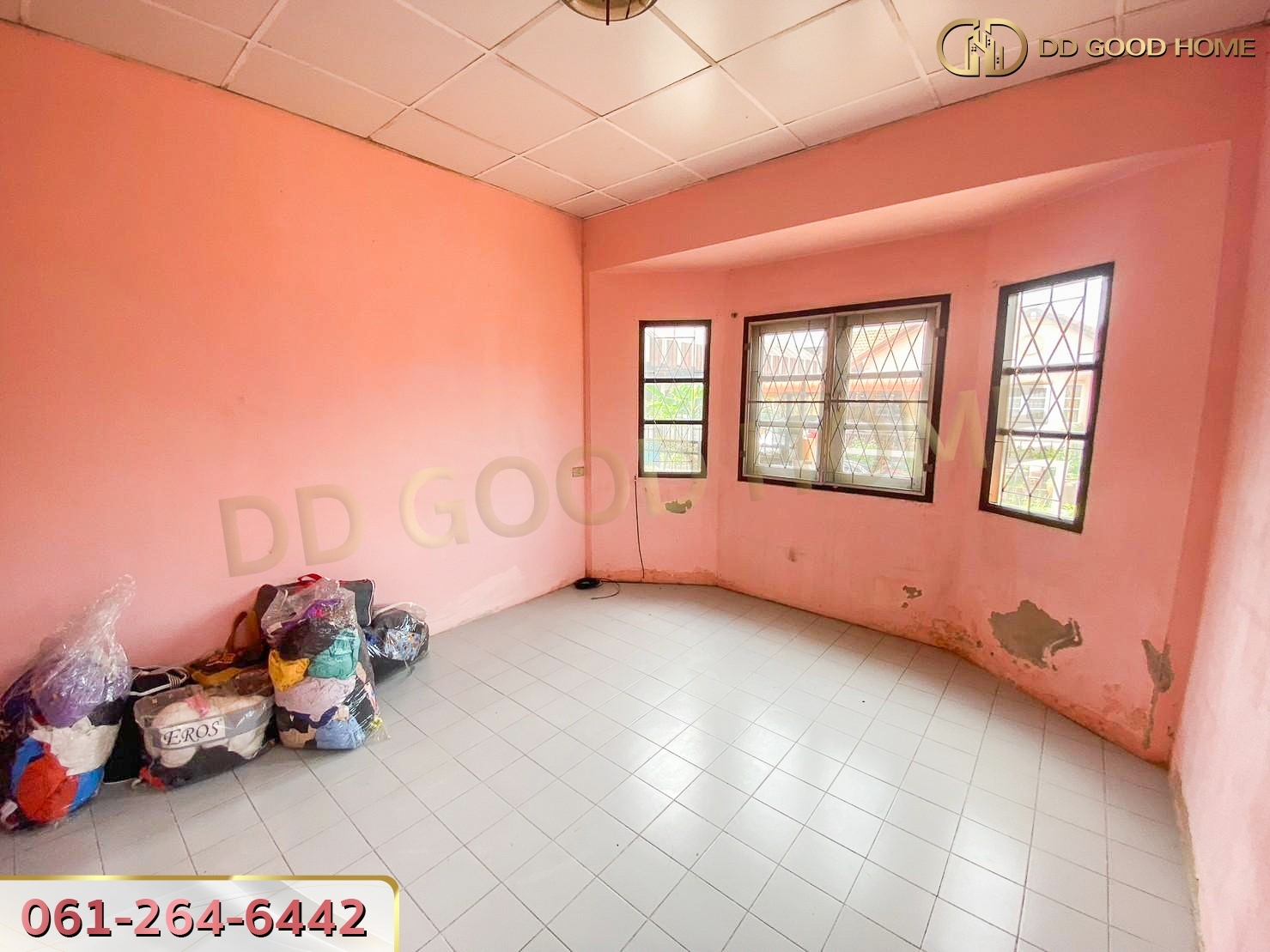 หมู่บ้านพุดตาน เพชรเกษม 81 บ้านเดี่ยวติดถนนใหญ่ ราคาพิเศษ 