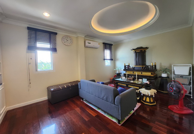 ขายบ้านหมู่บ้านวิชิตนคร ถนนพระราม 2 ซอย 39 เขตบางขุนเทียน กรุงเทพมหานคร