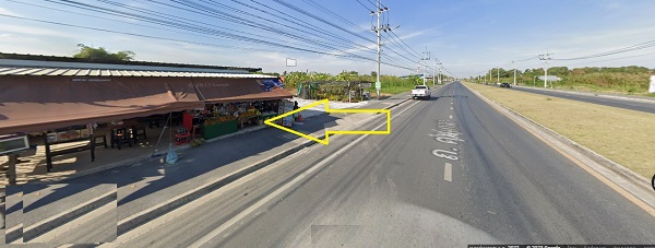 ขายที่ดินติดถนนคุ้มเกล้า มีนบุรี เนื้อที่ 31 ไร่ เศษ  หน้ากว้าง ประมาณ 70 เมตรขายราคา ไร่ละ 5.8 ล้าน ราคา นี้รวมทุกอย่าง 