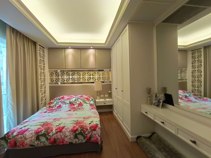 ABB5 ขายทาวน์โฮม 3 ชั้น บ้านกลางกรุง พระราม 3 ขาย 12,900,000 บาท