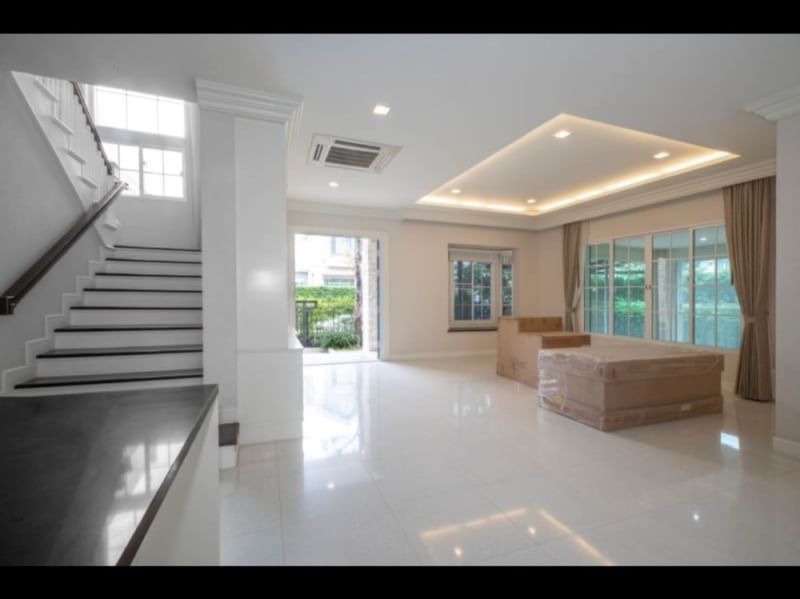 ABB30 หมู่บ้านนาราสิริ บางนาตราด กม.10 ขาย 31,500,000 บาท