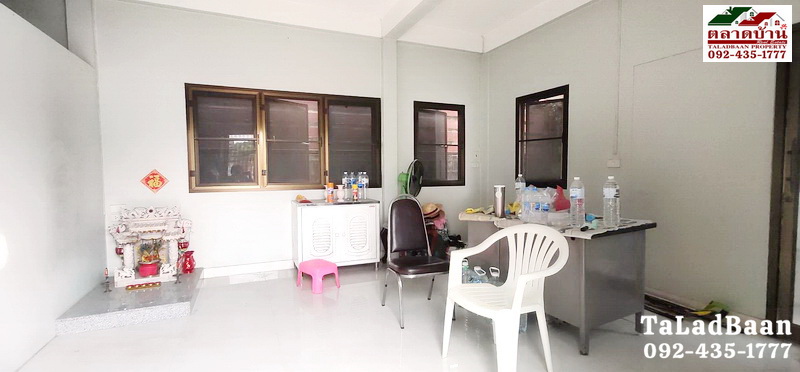 โกดัง+บ้าน พร้อมที่ดิน 182 ตร.ว. คลอง 2 ซ.รังสิต-นครนายก 61 (ซ.ข้างธนาคารไทยพาณิชย์) ประชาธิปัตย์ ธัญบุรี ปทุมธานี ขายถูก ทำเลดี 