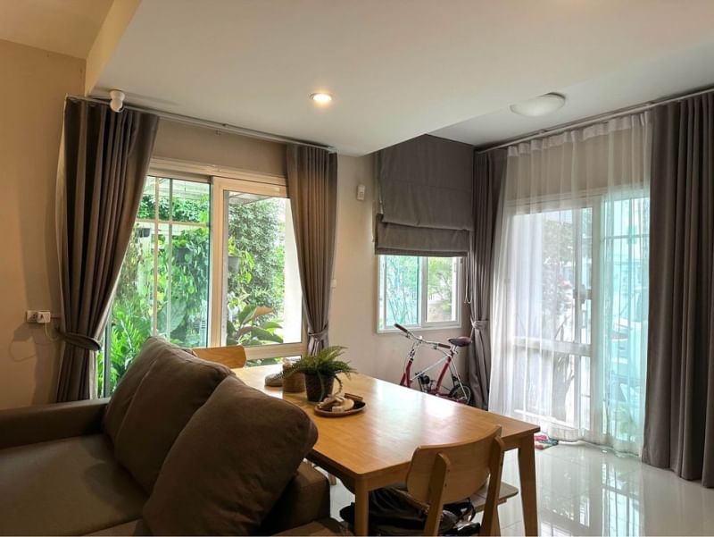 ABB97 หมู่บ้านเดอะวิลเลจ บางนา-วงแหวาน 2 กม. 10 บางพลีใหญ่, บางพลี, สมุทรปราการ ขาย 4,999,000 บาท