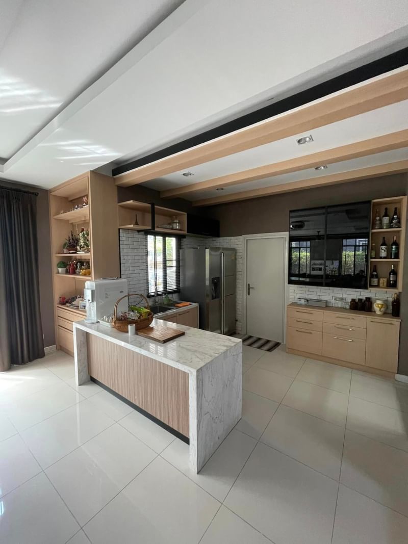 ABB99 เดอะ ปาล์ม พัฒนาการ (The Palm Pattanakarn) บ้านเดี่ยว 2 ชั้นอยู่ใน Pruksa Avenue ซอยพัฒนาการ 38 ให้เช่า 150,000 /ด.