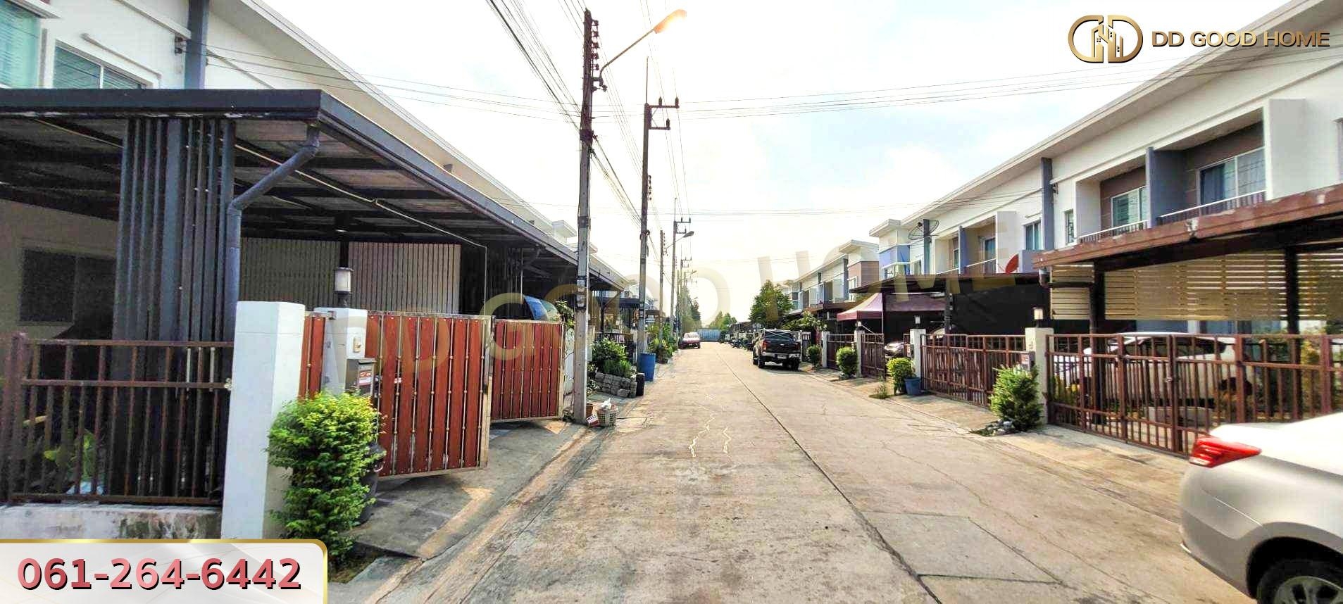 ขายทาวน์เฮ้าส์หลังมุม หมู่บ้านโนโว วิลล์ ลำลูกกา คลอง2 Novo Ville 