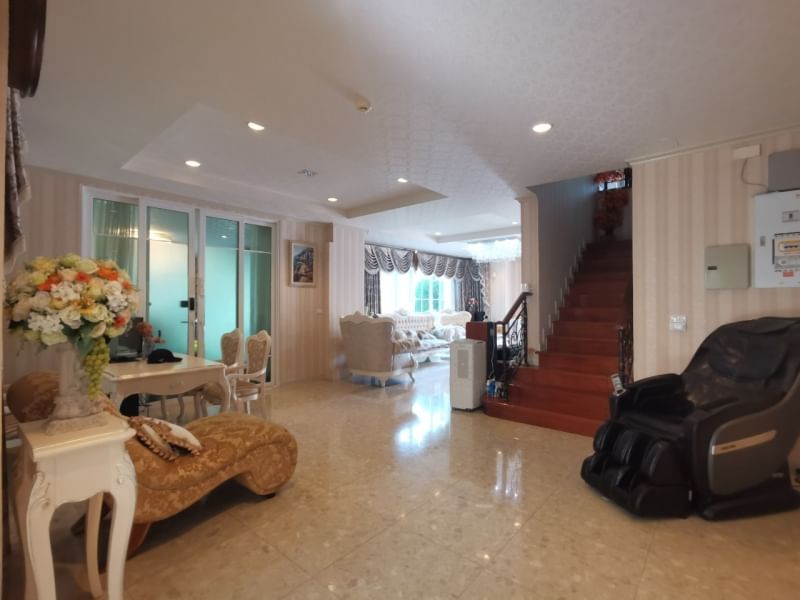 MBB134 หมู่บ้าน แกรนด์ โมนาโค บางนา ขายบ้านเดี่ยวหลังใหญ่ หรูหราพร้อมสวนข้างบ้าน