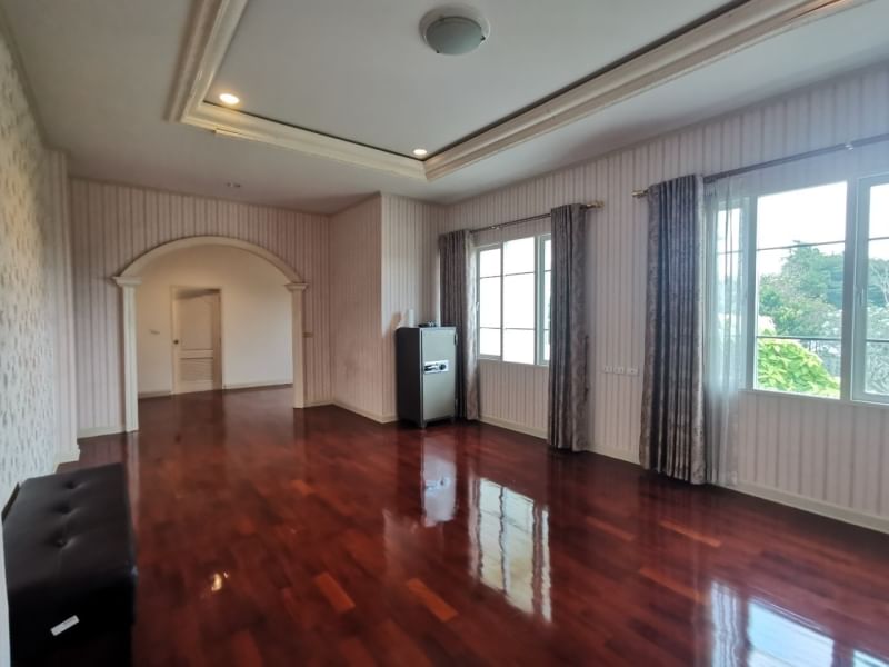 MBB134 หมู่บ้าน แกรนด์ โมนาโค บางนา ขายบ้านเดี่ยวหลังใหญ่ หรูหราพร้อมสวนข้างบ้าน