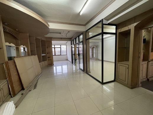 ให้เช่าตึก 2คูหา เชื่อมถึงกัน ติดถนนใหญ่สุขุมวิท67 ใกล้รถไฟฟ้าสถานีพระโขนง