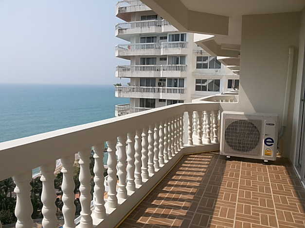 ขายคอนโดPMYBeachfront Condominium Rayong ตกแต่งสวยใหม่พร้อมเฟอร์นิเจอร์บิวท์อินท์ทั้งห้อง   หันหน้าไปทางทะเลรับลมดีมาก ทำเลดี 