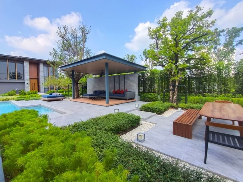 MBB143 #ขายบ้านตัวอย่าง ศิรนินทร์ เรสซิเดนเซส พัฒนาการ Siraninn Residences Phatthanakan #บ้านเดี่ยวระดับSuperLuxury  โครงการใหม่จาก Singha Estate