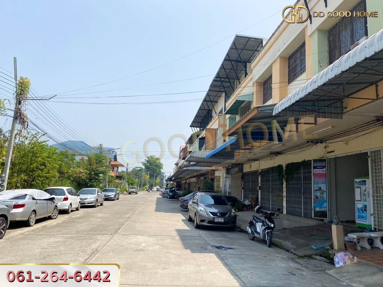 ขายอาคารพาณิชย์ 3 ชั้น ติดถนนเพชรเกษม ต.สนามจันทร์ จ.นครปฐม พร้อมห้องปล่อยเช่า