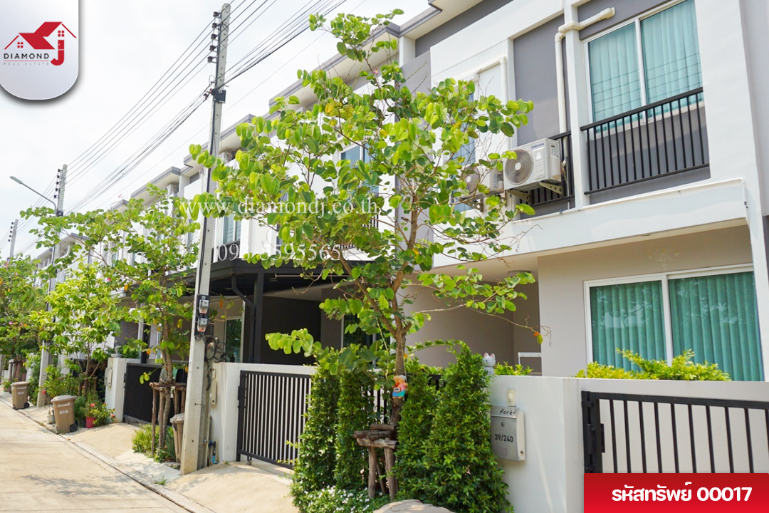 ขายบ้านทาวน์โฮม 2 ชั้น ฟอร์เร่ ลำลูกกา-คลอง 5 Foret Lumlukka-Klong 5