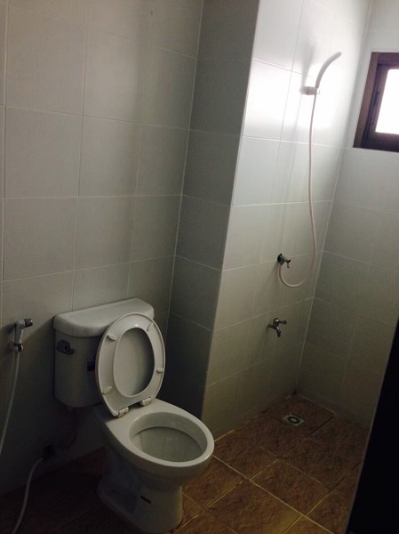 ให้เช่า อาคาร Office 4 ชั้นธนบุรีคอมเพล็กซ์ พระราม2  บ้านสกุลไทย เฟอร์นิเจอร์ครบราคาเช่า 20,000 บาทต่อเดือน 