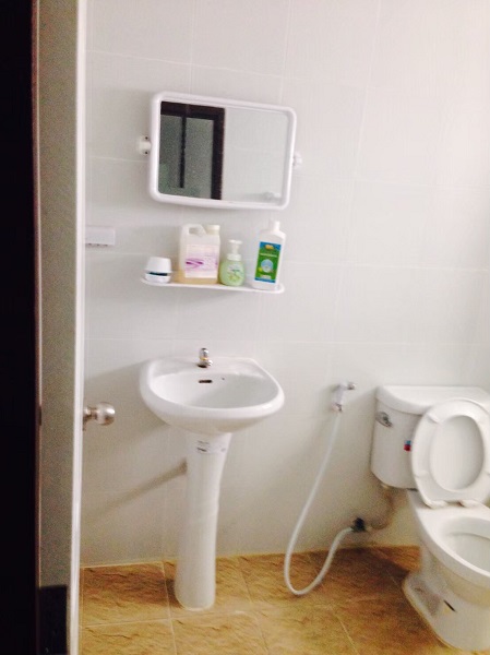 ให้เช่า อาคาร Office 4 ชั้นธนบุรีคอมเพล็กซ์ พระราม2  บ้านสกุลไทย เฟอร์นิเจอร์ครบราคาเช่า 20,000 บาทต่อเดือน 