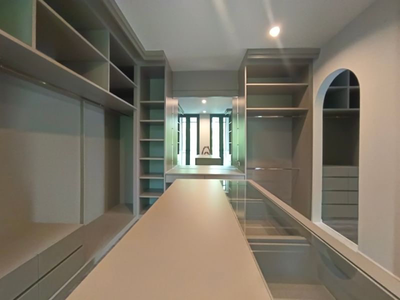 MBB152 ขายบ้านแฝด 3 ชั้น เดอะ ซอนเน่ ศรีนครินทร์ บางนา