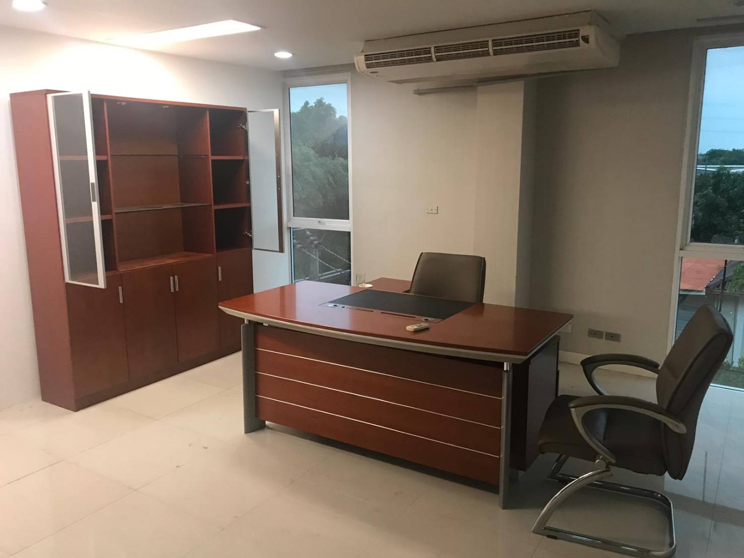 ขายอาคาร 5 ชั้น ตกแต่งพรีเมี่ยม แอร์ ลิฟท์  เฉลิมพระเกียรติ ร9 ซอย 67 สวนหลวง เจ้าของขายเอง