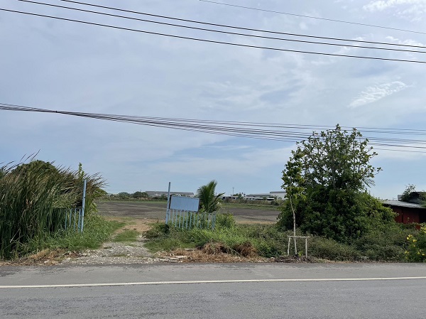 ขายที่ดิน เลียบคลองมอญ ทับยาว ลาดกระบัง 5-0-12 ไร่ เหมาะซื้อไว้เก็งกำไร หรือซื้อทำเป็นโกดังเดินทางไปสนามบินสุวรรณภูมิ