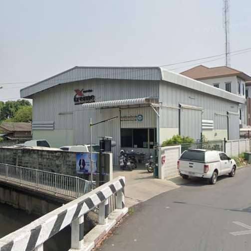  ให้เช่าโกดังลาดพร้าว101 เนื้อที่ใช้สอย 500 ตรม พร้อม Office  ห้องน้ำ 4 ห้อง ที่จอดรถได้หลายคัน โกดังสูง 6 เมตร 30     