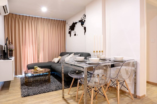 ช่าคอนโด Nottinghill เกษตร พหลโยธิน 2 ห้องนอน 2ห้องน้ำ 1ห้องรับแขก เฟอร์ครบ พร้อมอยู่มาก พื้นที่ : 55 ตารางเมตร วิวสระว่ายน้ำ ระเบียง : ตะวันออก
